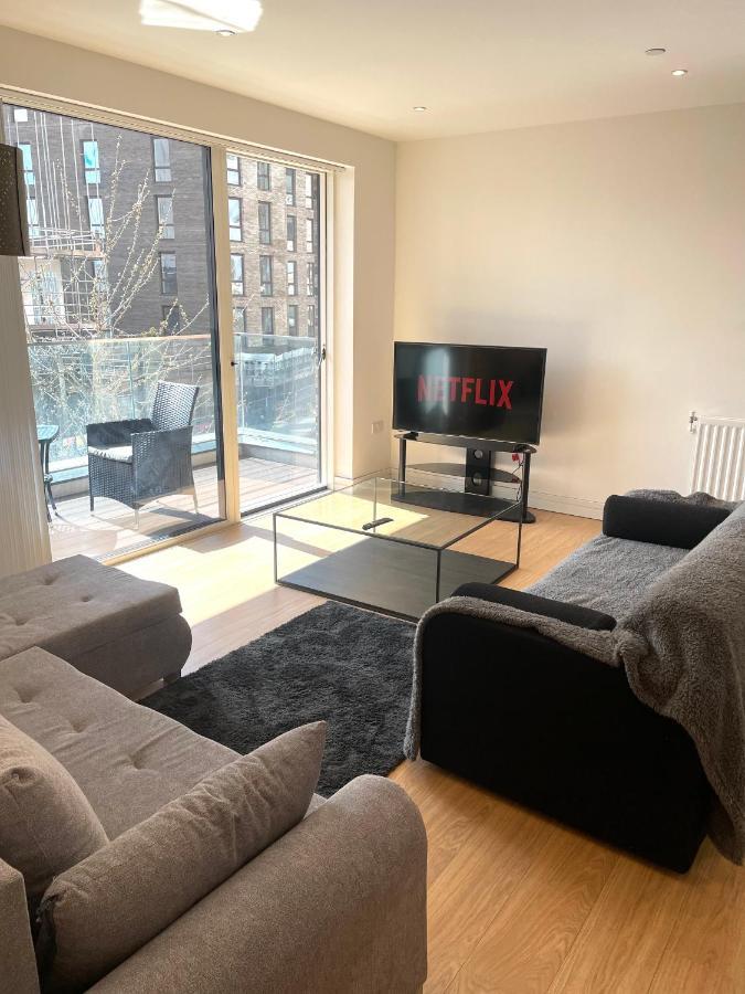 Luxury London Apartment - Steps To East Croydon Train Station Dış mekan fotoğraf