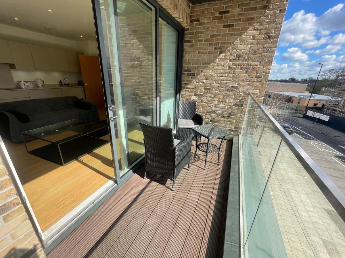 Luxury London Apartment - Steps To East Croydon Train Station Dış mekan fotoğraf