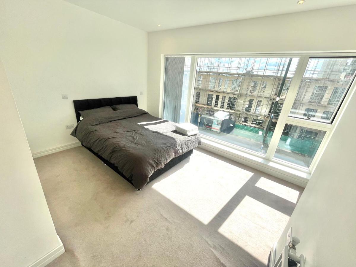 Luxury London Apartment - Steps To East Croydon Train Station Dış mekan fotoğraf